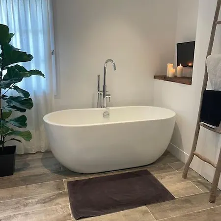 Maison Secret Du Jardin